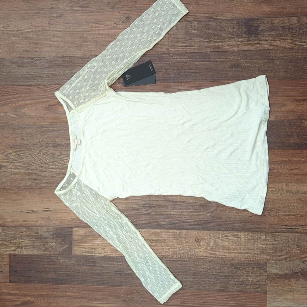 Guess XS adorable top